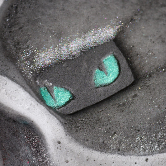Cats Eyes Halloween  Bath Bomb
